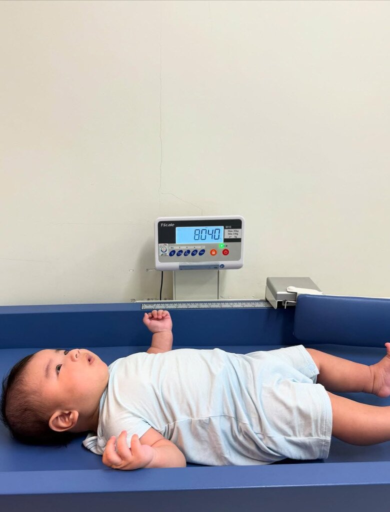 Con trai Mai Ngọc đạt cân nặng 8kg khi tròn 4 tháng tuổi.