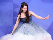 Giải trí - Giải Rồng Xanh 2025: Yoona vấp ngã "đậm chất công chúa", 1 ngôi sao ngượng đỏ mặt vì nhận nhầm cúp