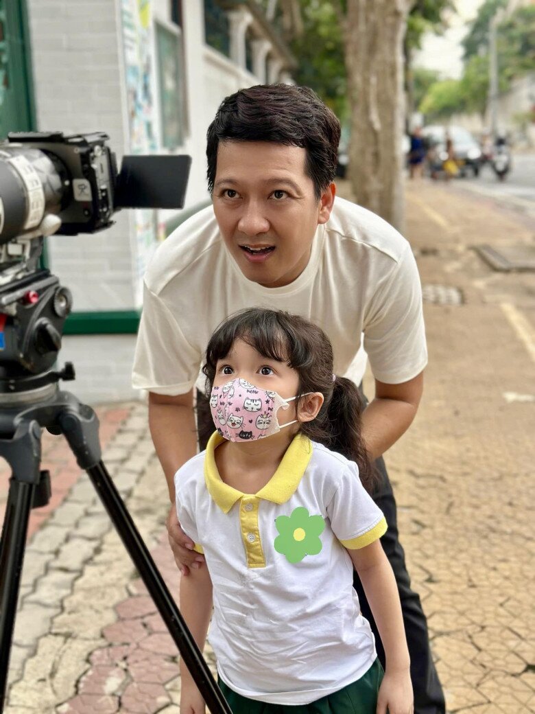 Nhã phương mang bầu lần 3 trường giang khoe ảnh siêu âm của em bé quý tử 2 tuổi lên chức anh trai - 7