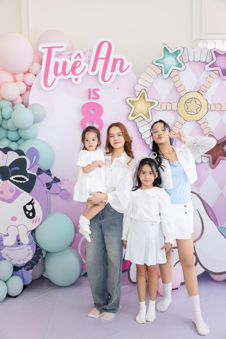 Phạm Quỳnh Anh hiện có cuộc sống hạnh phúc bên chồng bí mật và 3 con gái.