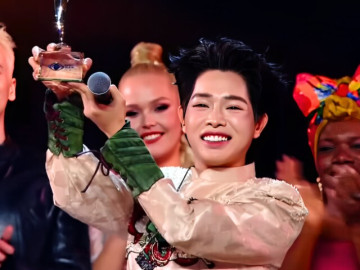 Ca sĩ Đức Phúc làm nên lịch sử khi vô địch Intervision 2025, nhận hơn 9 tỷ đồng