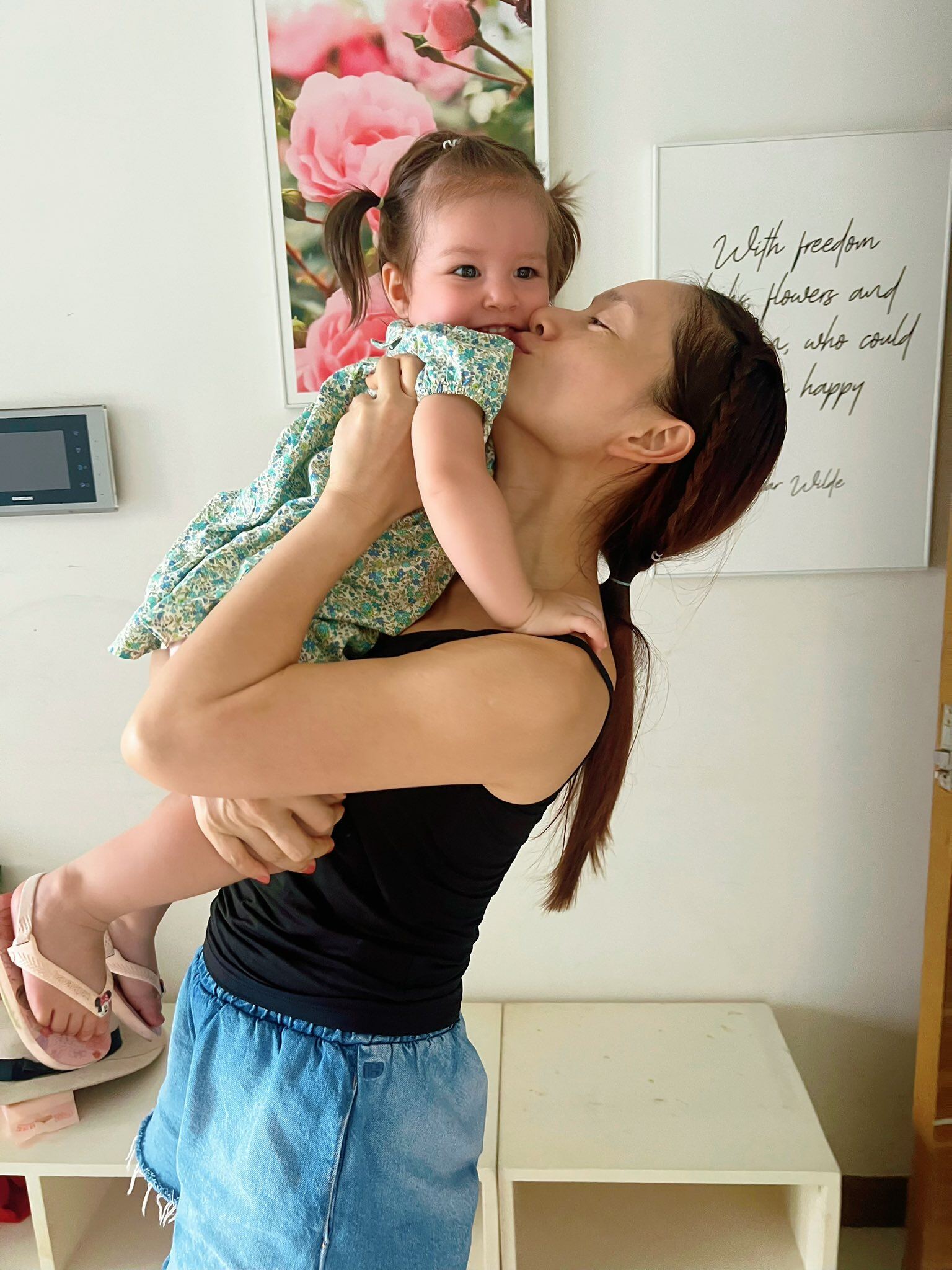 Nữ diễn viên thấy được cứu vớt sau khi quyết định ly hôn.