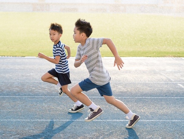 Tập thể dục giúp não cải thiện tâm trạng và năng lượng.