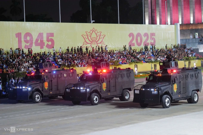 Buổi hợp luyện đầu tiên tại quảng trường Ba Đình - 13