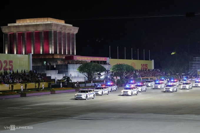 Buổi hợp luyện đầu tiên tại quảng trường Ba Đình - 23