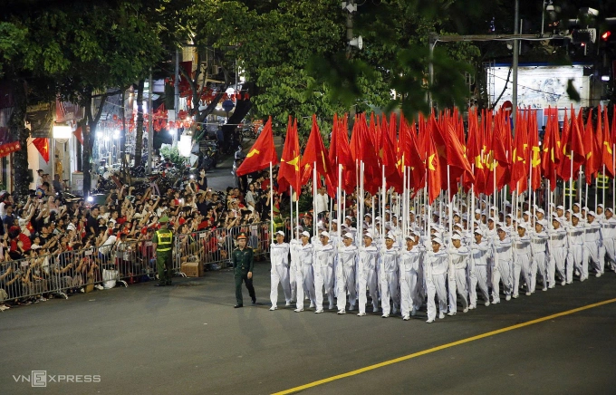 Buổi hợp luyện đầu tiên tại quảng trường Ba Đình - 10