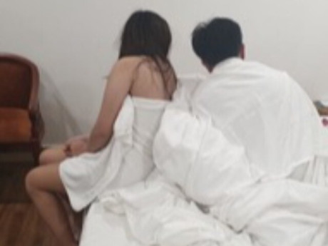 Hà Nội: Nữ nhân viên massage kiêm bán dâm khai "thu nhập" tới 200 triệu đồng/tháng