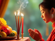 Tin tức - Khi khấn tổ tiên, thần linh, chúng ta nên khấn thành tiếng hay chỉ đọc thầm trong lòng?