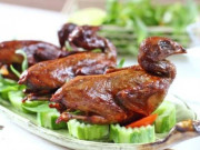 Tiêu dùng - Đặc sản nghe tên "ngượng đỏ mặt", xưa ít ai ăn nay thành món ngon trong nhà hàng được ưa chuộng, 150.000 đồng/con