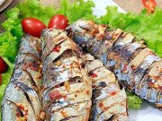 Bà bầu - Loại cá ở quê giá chỉ 70.000 đồng/kg nhưng là "thuốc bổ" của chị em phụ nữ, giàu sắt và omega-3, nhiều mẹ bầu bỏ qua quá phí