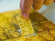 Tin tức - Giá vàng miếng SJC thị trường tự do đột ngột rơi chóng mặt, có nơi giảm 5,5 triệu