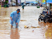 Tin tức - Đường phố Đà Lạt lại ngập mênh mông như "sông" sau cơn mưa lớn dồn dập