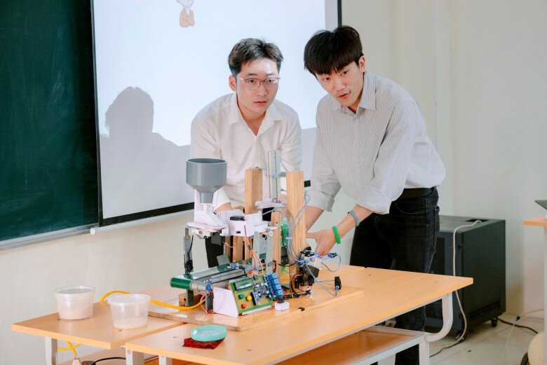 Ngành học luôn khát nhân lực, ra trường không lo thất nghiệp, mức lương hơn 50 triệu/tháng được doanh nghiệp amp;#34;trải thảm đỏamp;#34; - 3