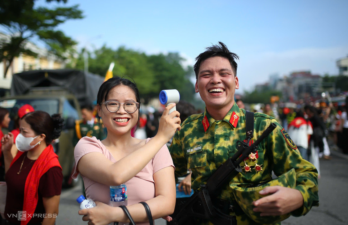 Hải - lục - không quân cùng khí tài diễu binh mừng Quốc khánh - 5