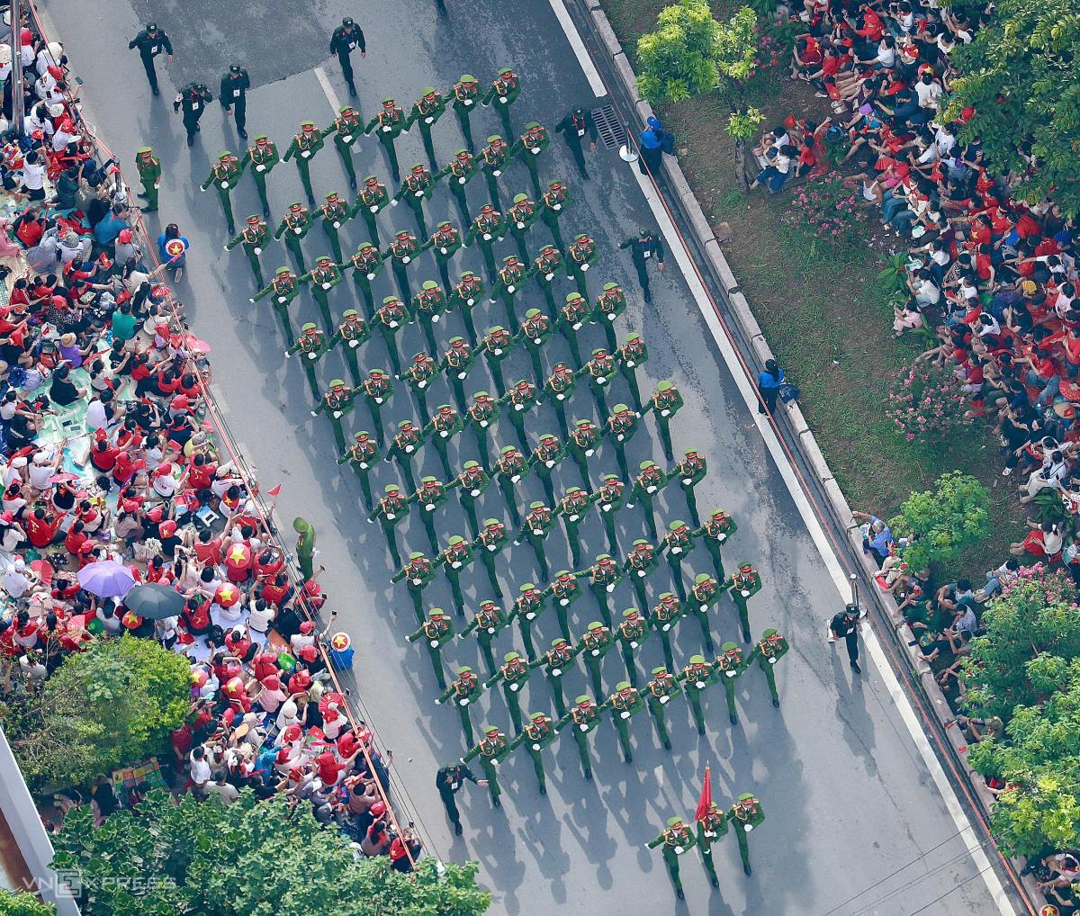Hải - lục - không quân cùng khí tài diễu binh mừng Quốc khánh - 21