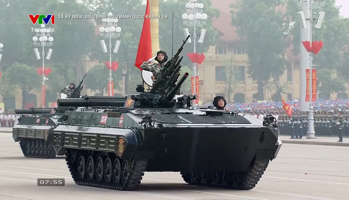 Hải - lục - không quân cùng khí tài diễu binh mừng Quốc khánh - 49