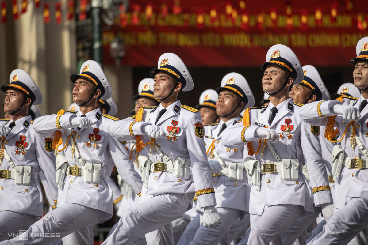 Hải - lục - không quân cùng khí tài diễu binh mừng Quốc khánh - 45