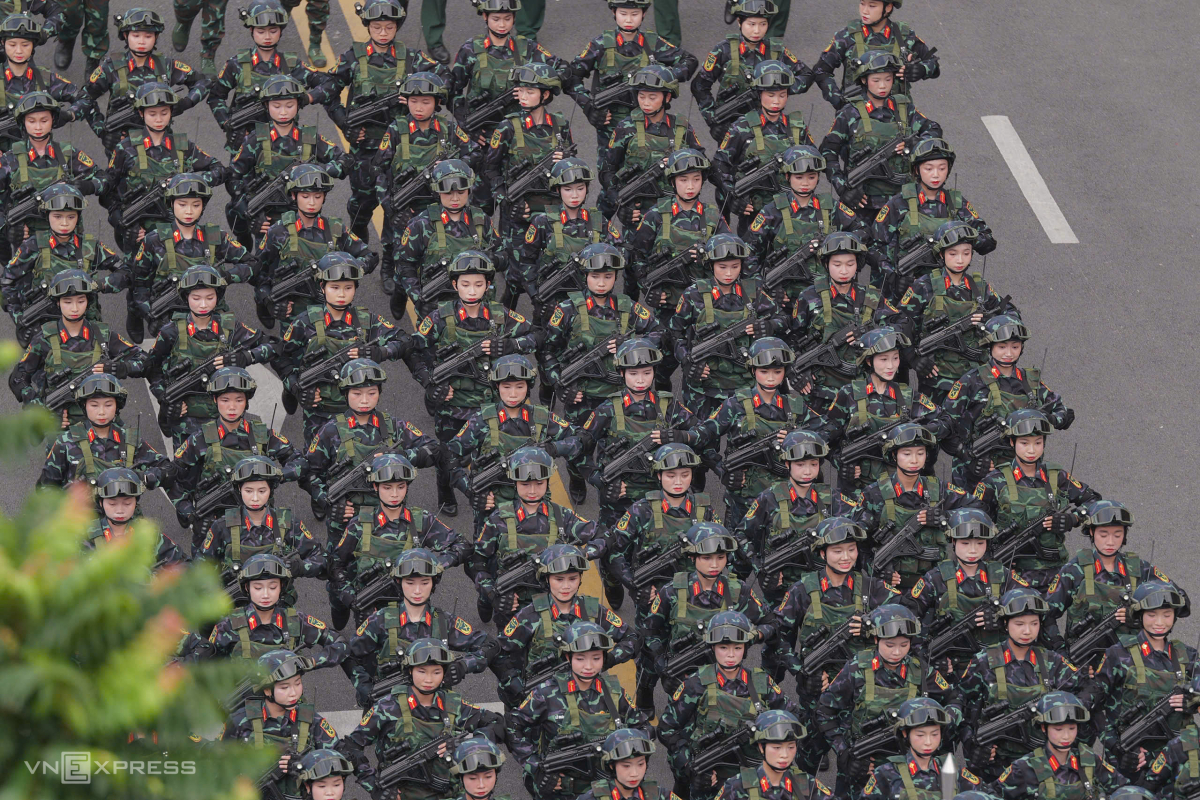 Hải - lục - không quân cùng khí tài diễu binh mừng Quốc khánh - 33