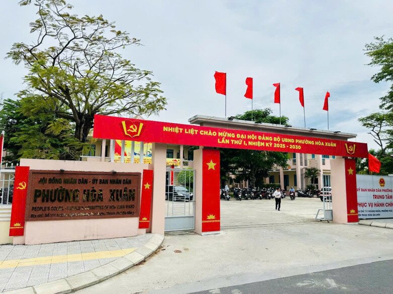 UBND phường Hòa Xuân đã thông báo tìm thân nhân cho bé gái 23 ngày tuổi.