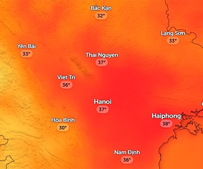 Dự báo nhiệt độ cảm nhận ở một số tỉnh thành miền Bắc vào trưa mai, 28/8. Ảnh: Zoom Earth, OpenStreetMap, ICON.