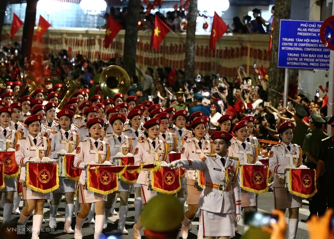 Buổi hợp luyện đầu tiên tại quảng trường Ba Đình - 39