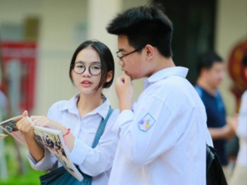 Hôm nay, thí sinh lớp 10 bắt đầu xác nhận nhập học trực tuyến và trực tiếp