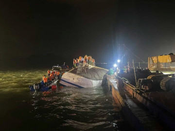 Cục trưởng Hàng Hải và Đường thuỷ thông tin về vụ lật tàu ở vịnh Hạ Long