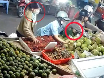 [CLIP] Màn dàn cảnh trộm ví nhanh như chớp của 2 phụ nữ