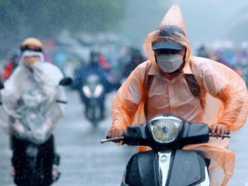 Tin tức 24h: Mưa dông ở miền Bắc mở rộng, dự báo Hà Nội giảm gần 10 độ C trong 24 giờ