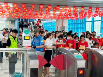 Hà Nội tăng chuyến buýt đêm, metro chạy đến 0h dịp Tổng hợp luyện 2