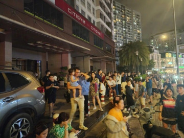 Cháy căn hộ chung cư ở TP HCM, nhiều người hoảng loạn