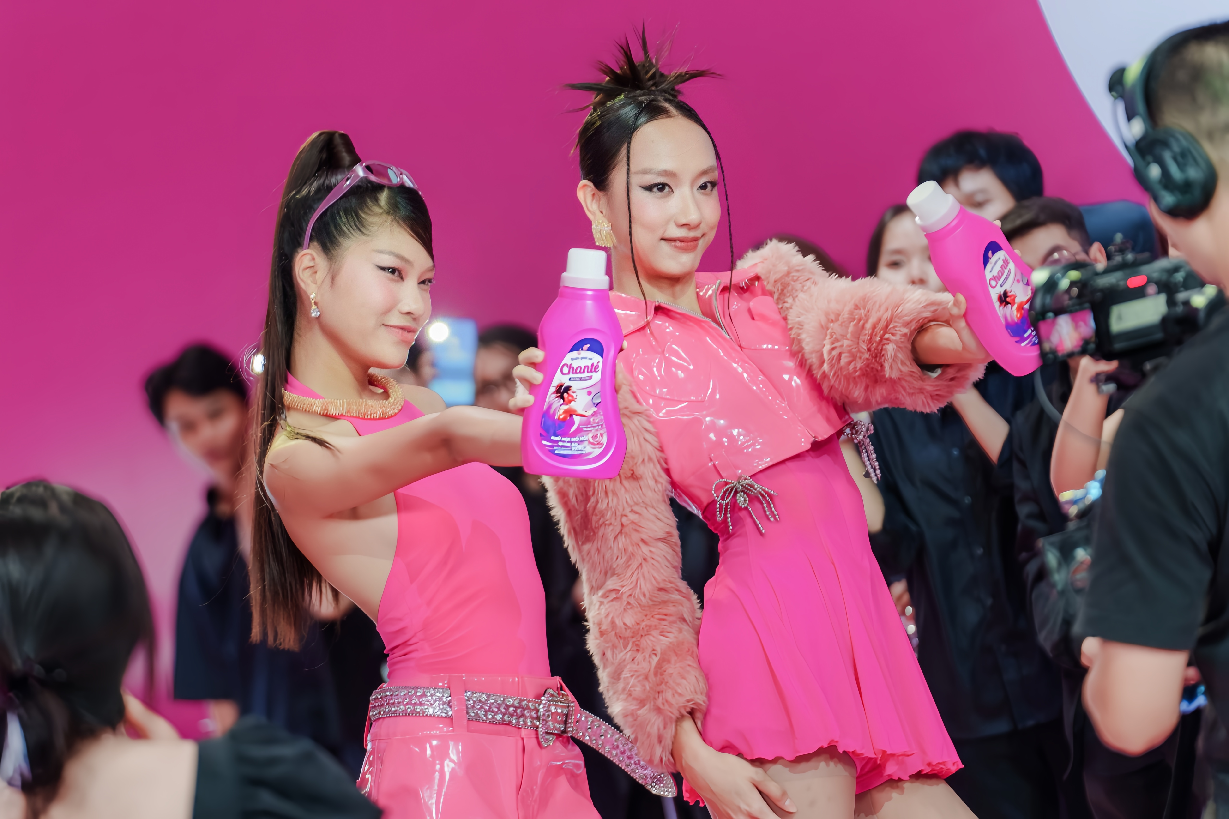 Top 6 vntm 2025 truyền tải tinh thần thanh lịch ngay cả khi vận động - 3