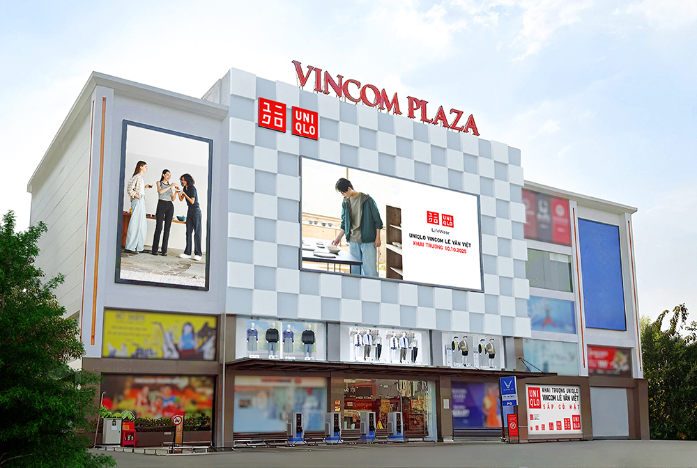 Uniqlo chính thức khai trương cửa hàng thứ 30 tại tttm vincom plaza lê văn việt vào 1010 - 1