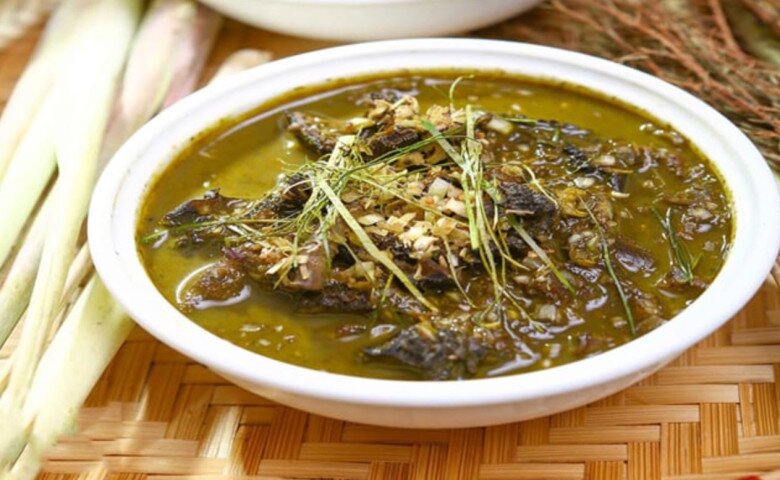 Nậm pịa là một trong những món ăn đặc sắc của người Thái ở vùng Tây Bắc Việt Nam.