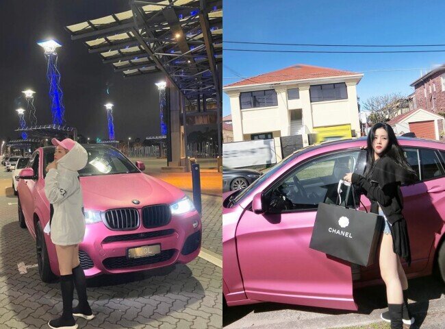 Gu ăn mặc của Thoại Liên thiên về tinh tế, tối giản nhưng sang trọng. Cô khéo léo kết hợp váy áo thanh lịch cùng túi hiệu Chanel, Dior và cả xe sang, tạo dấu ấn thượng lưu. Thời trang không ồn ào nhưng đủ để khẳng định phong cách “thiên kim tiểu thư” kín tiếng.