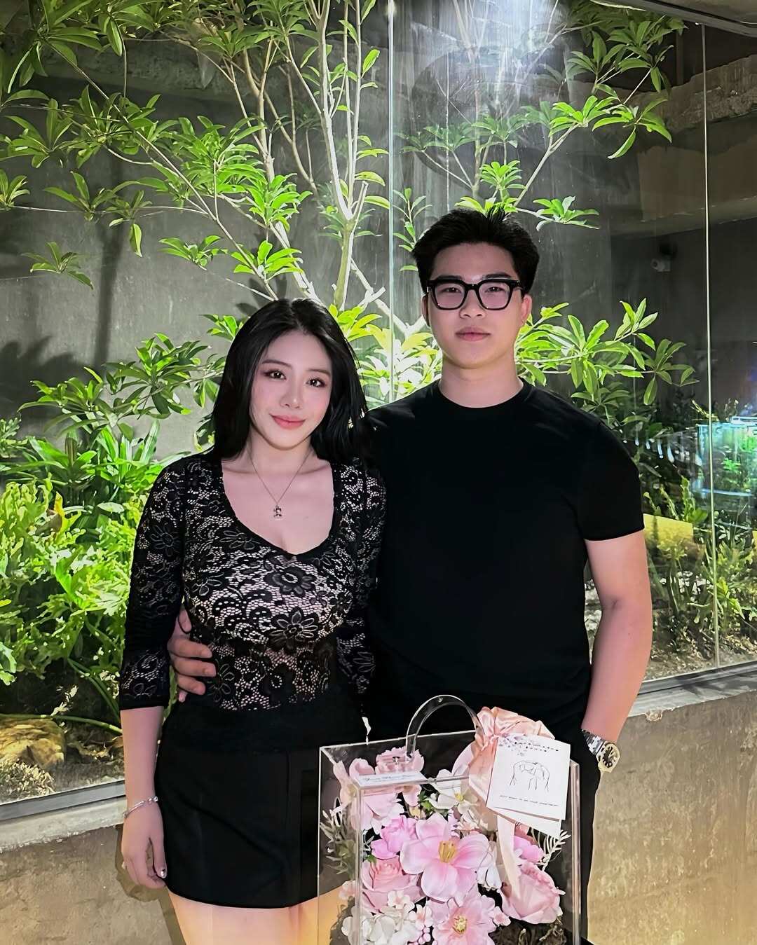 Trên mạng xã hội, Susie Phạm hiếm hoi chia sẻ cuộc sống sang chảnh mà chăm chỉ cập nhật chuyện tình yêu bên cạnh bạn trai.