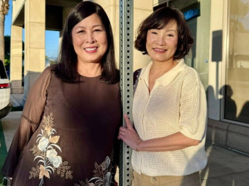 Sắc vóc tuổi trung niên rạng rỡ của cặp đôi bạn thân Hồng Đào - Hồng Vân