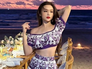 Bộ sưu tập đầm "hoa lá cành" giá hàng trăm triệu đồng của Huyền Baby