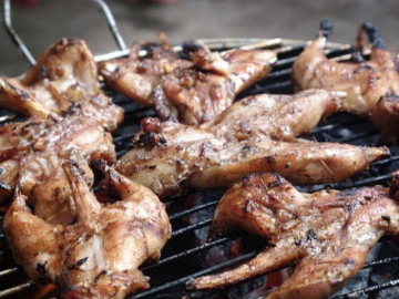 Đặc sản trong lòng đất khiến nhiều người sợ khiếp vía, xưa không ai dám ăn, giờ bán gần 200.000 đồng/kg