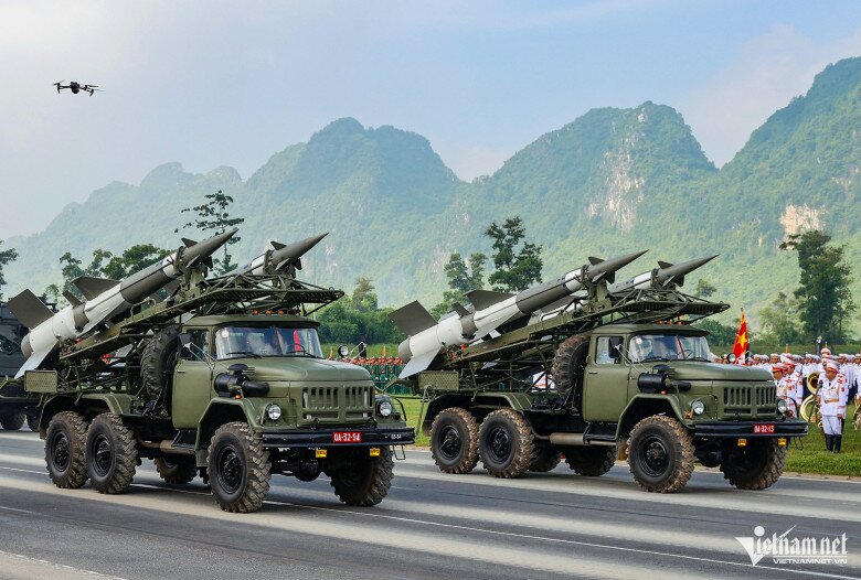 Dàn vũ khí, khí tài lần đầu hợp luyện cùng khối diễu binh chuẩn bị kỷ niệm 2/9 - 7