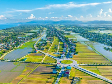 Tỉnh nào ở miền Trung được vua Minh Mạng đặt tên, nơi có Hoan Châu đệ nhất danh lam, nổi tiếng Việt Nam?
