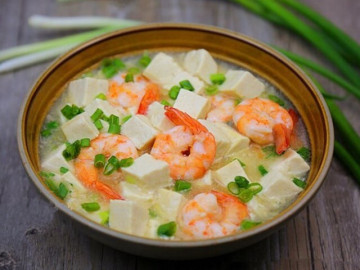Thực phẩm nào kết hợp với đậu phụ sẽ gây hại cho cơ thể, ở chợ Việt bán đầy với giá rẻ bèo, 2.000 đồng là mua được?