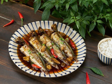 7 lợi ích sức khỏe đáng kinh ngạc của cá nục với cơ thể, ở chợ Việt bán đầy, bà nội trợ nào cũng mua được