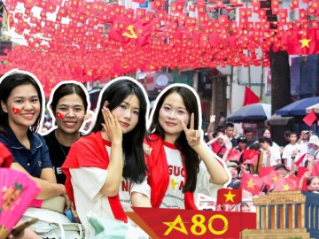 Thói quen nhiều người đi xem diễu binh hay làm, bác sĩ cảnh báo phải về ngay nếu cơ thể có dấu hiệu này