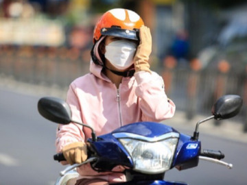 Nắng nóng bao trùm miền Bắc, nhiệt cao kèm oi bức ngày Khai giảng