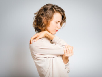 10 thói quen đơn giản mỗi ngày giúp xương chắc khỏe, phòng ngừa loãng xương