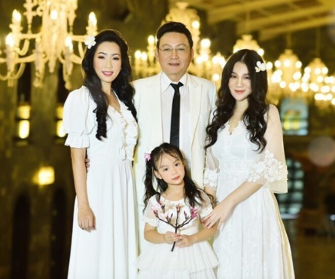 43 tuổi sinh thêm con thứ 2, NSND Trịnh Kim Chi đặt tên 2 ái nữ rất ấn tượng, lớn lên đứa trẻ y như tên gọi - 1