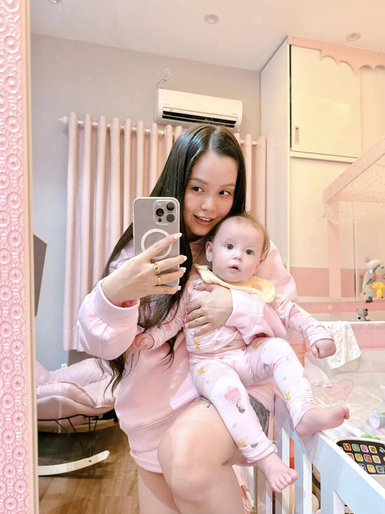 Mẹ đơn thân được trai Tây quen qua mạng chuyển khoản 1 tỷ, kết hôn lần 2 chỉ việc ngồi chơi, còn đẻ con lai quá đẹp - 8
