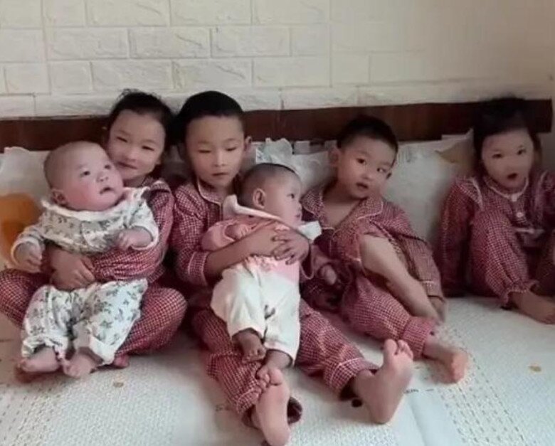 Mẹ bỉm sinh năm 2000 “gây sốt” mạng xã hội khi 6 năm sinh liên tiếp 3 cặp song sinh - 2