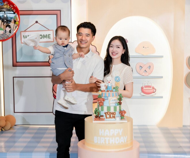 Mỹ nhân Bắc Giang sinh quý tử với tiền đạo nổi tiếng ĐTQG, đặt tên con 3 chữ theo họ Hà của bố rất hay - 1